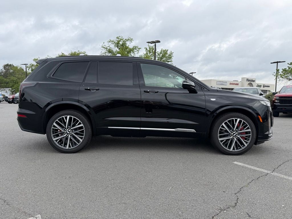 2025 Cadillac XT6 Sport