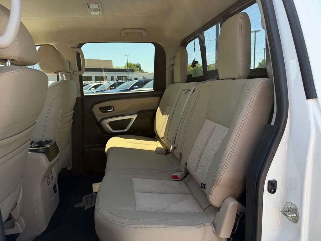 2018 Nissan Titan SV