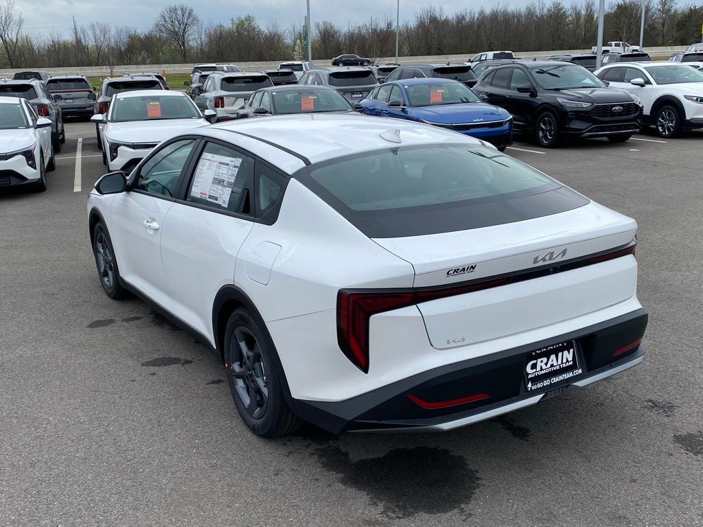 2026 Kia K4 LXS