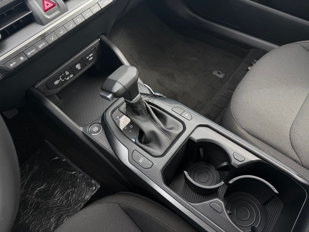 2026 Kia K4 LX