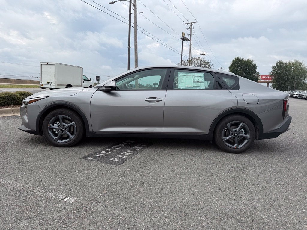 2027 Kia K4 LXS
