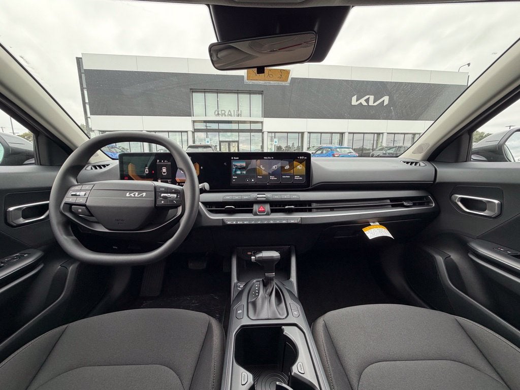 2027 Kia K4 LXS