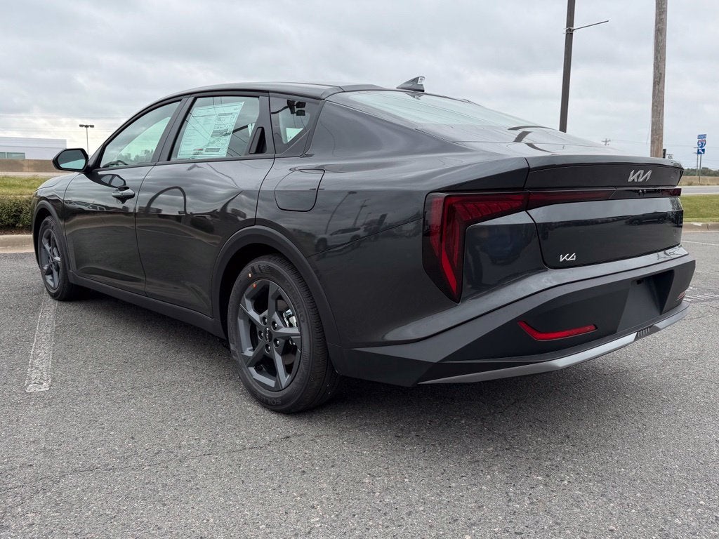 2027 Kia K4 LXS