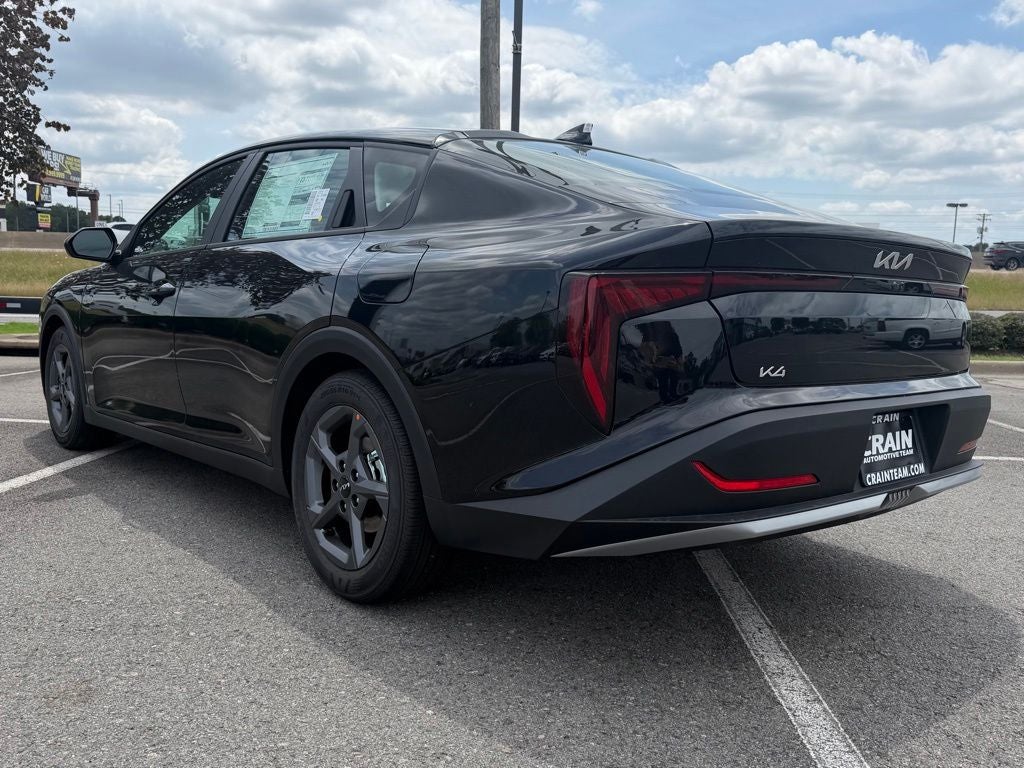 2026 Kia K4 LXS