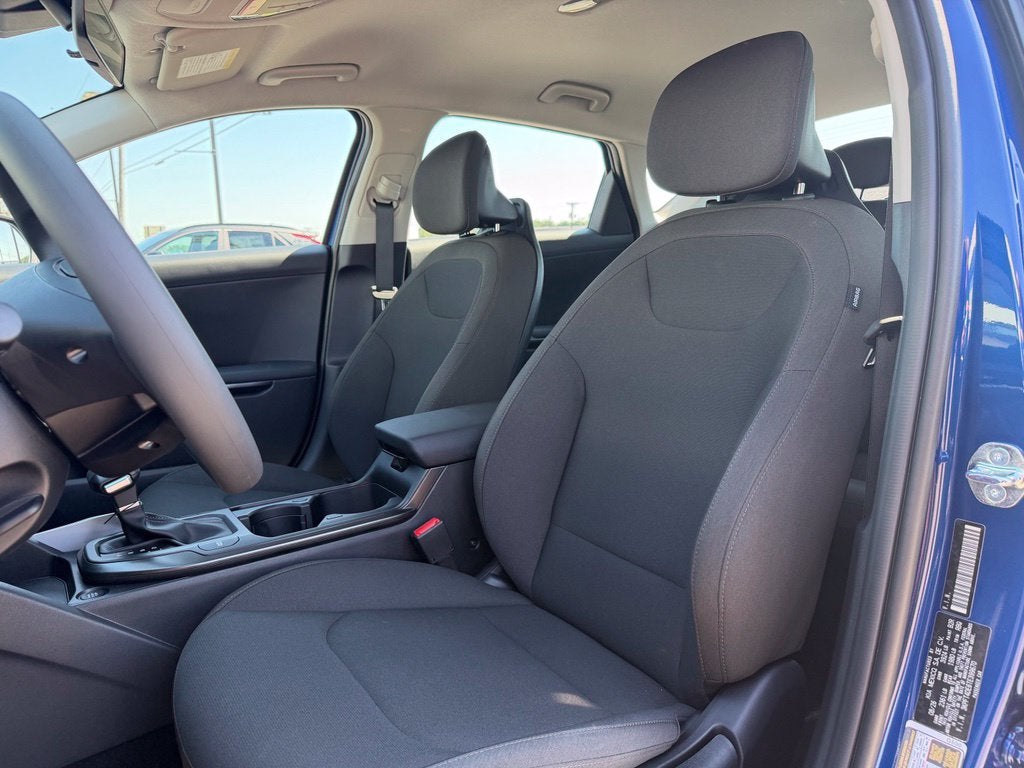 2027 Kia K4 LXS