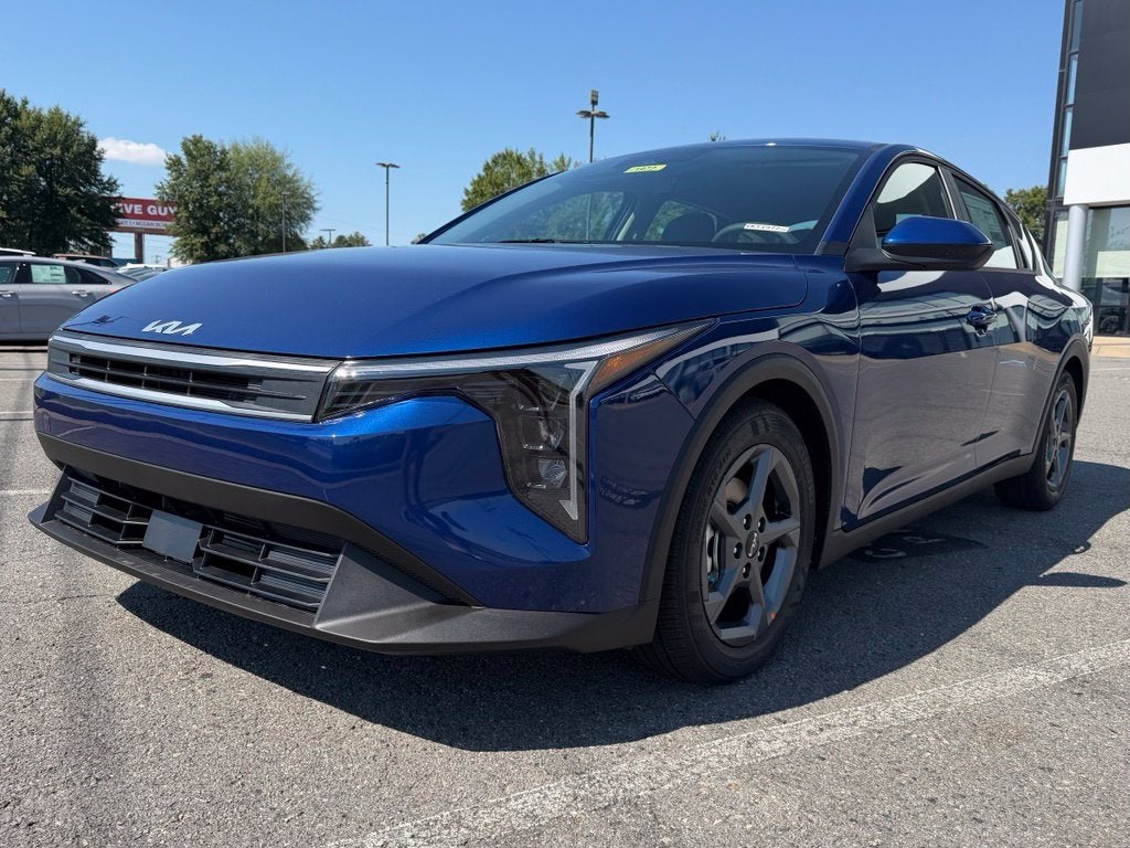 2027 Kia K4 LXS
