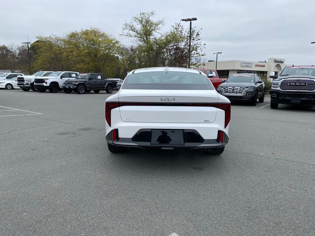 2025 Kia K4 GT-Line