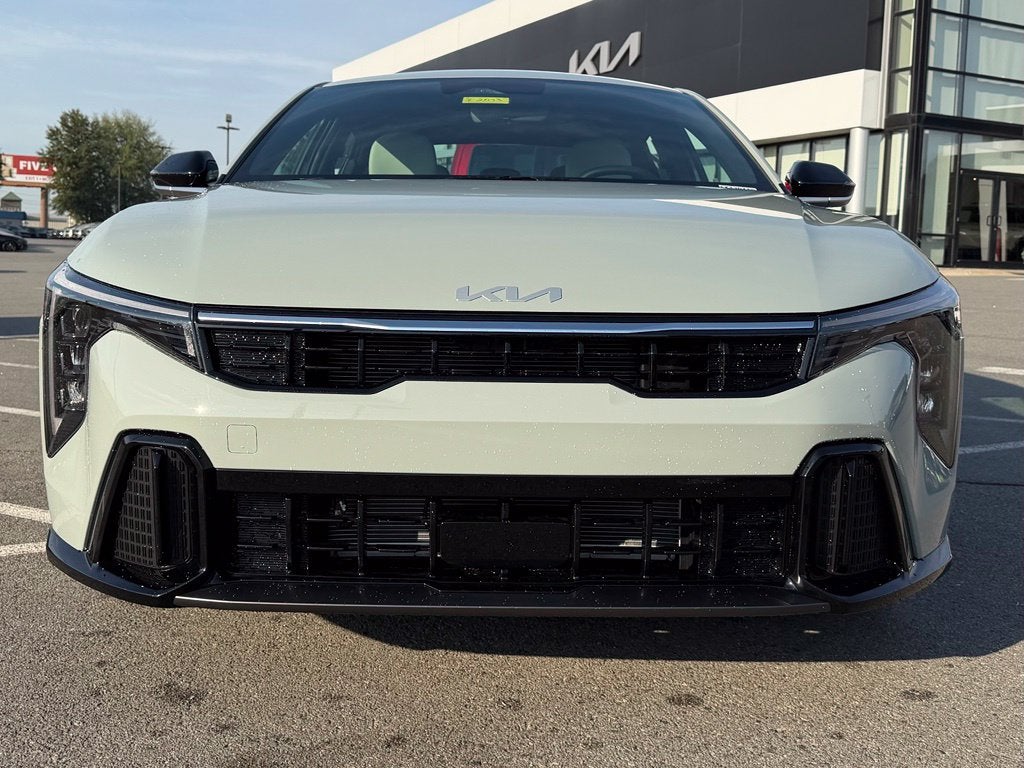 2027 Kia K4 GT-Line
