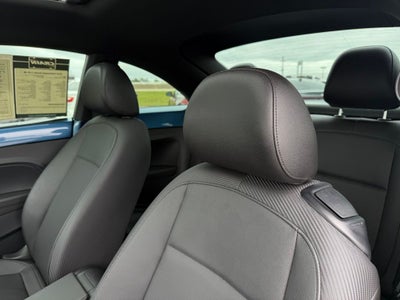 2019 Volkswagen Beetle 2.0T SE