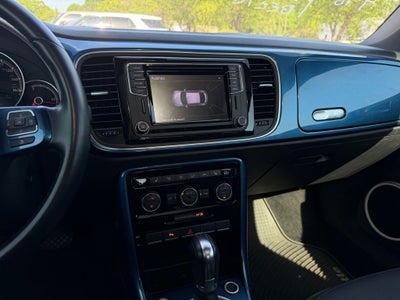 2019 Volkswagen Beetle 2.0T SE