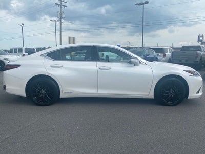 2021 Lexus ES 300h *Premium Pkg/Heated & Ventilated Seats