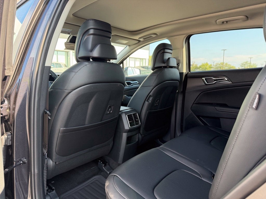 2027 Kia Sportage EX