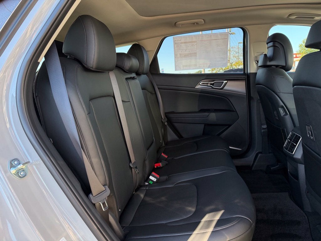2027 Kia Sportage EX