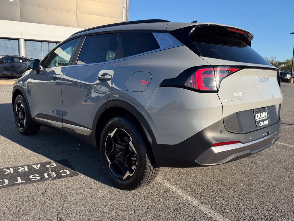 2027 Kia Sportage EX