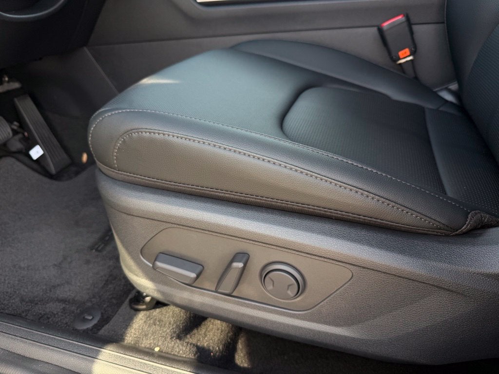 2027 Kia Sportage SX