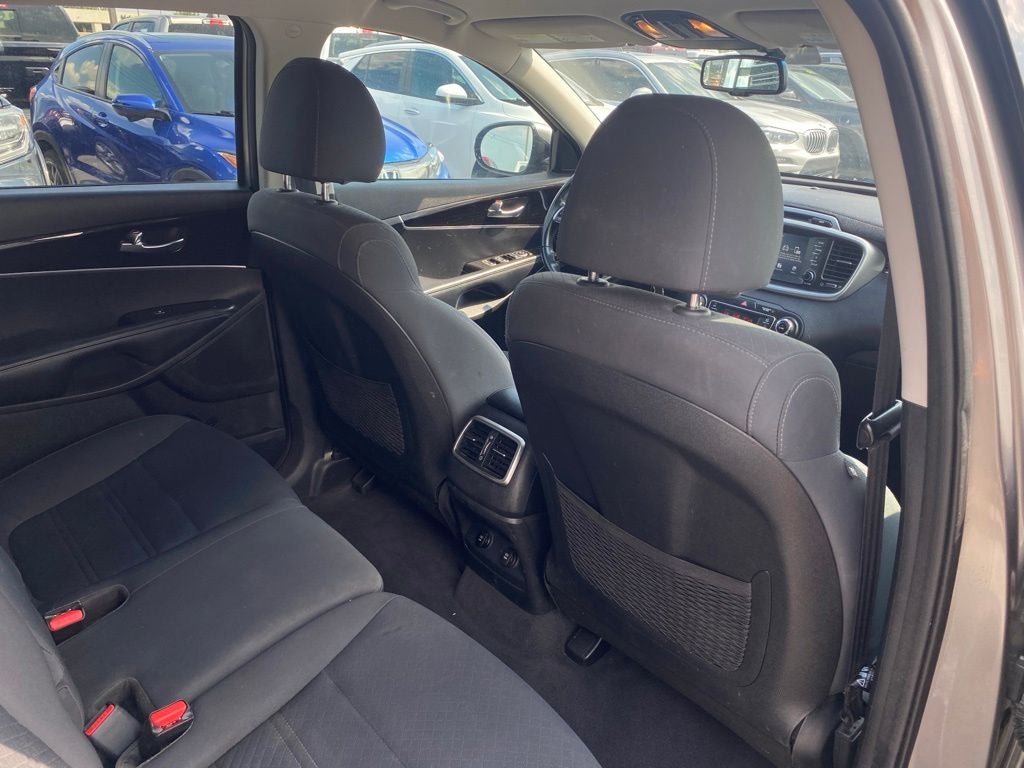 2019 Kia Sorento LX