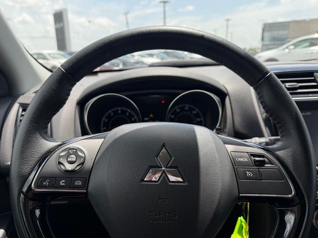 2025 Mitsubishi Outlander Sport 2.0 LE