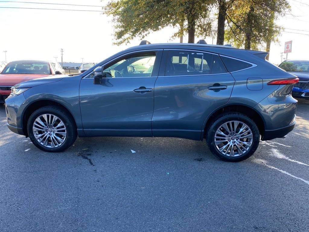 2022 Toyota Venza XLE XLE