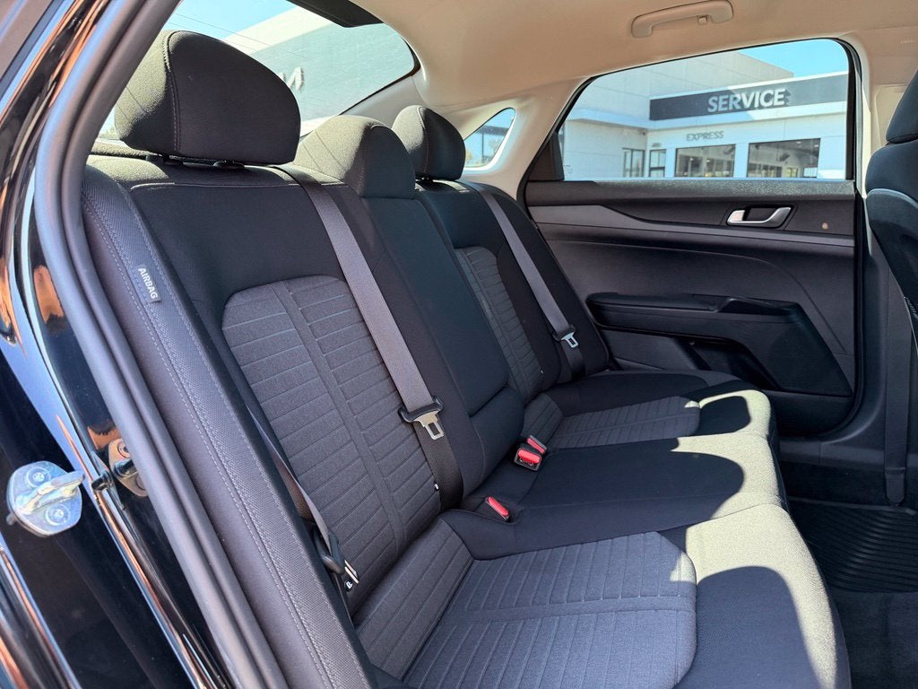 2026 Kia K5 LXS