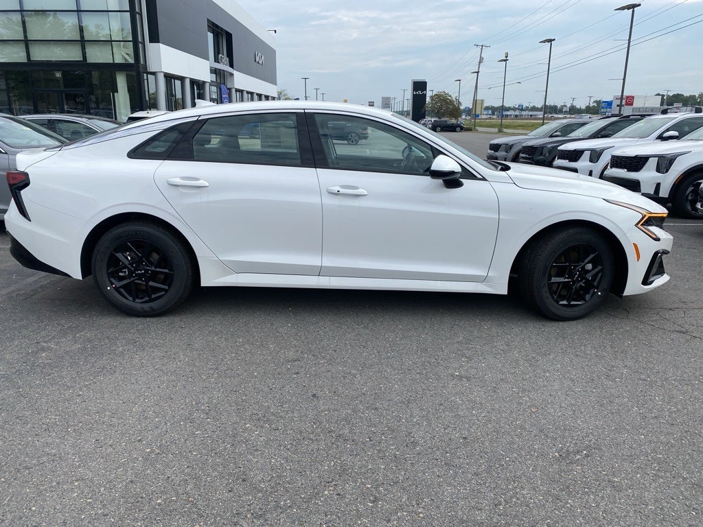 2026 Kia K5 LXS