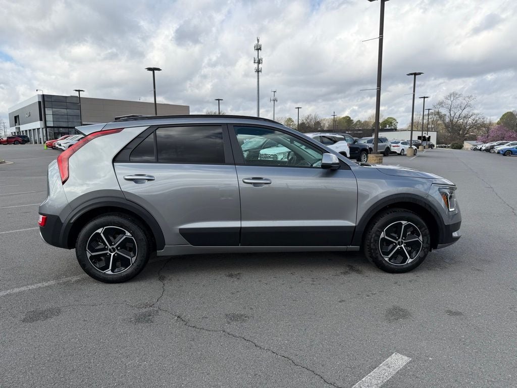 2026 Kia Niro LX