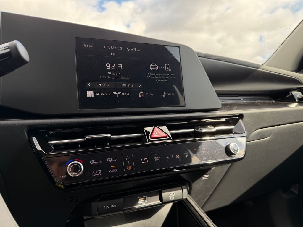 2026 Kia Niro LX