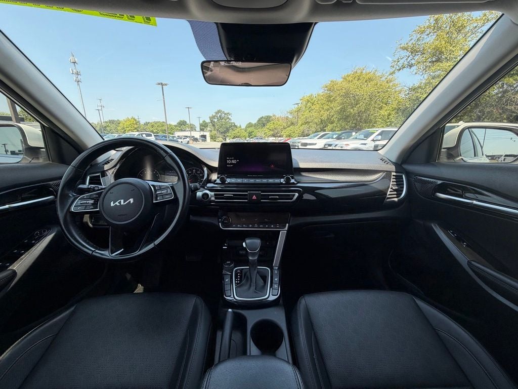 2023 Kia Seltos EX