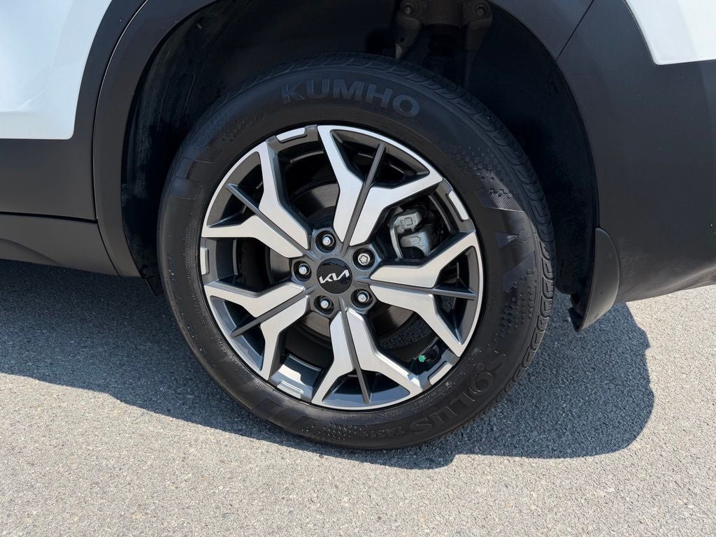 2023 Kia Seltos EX