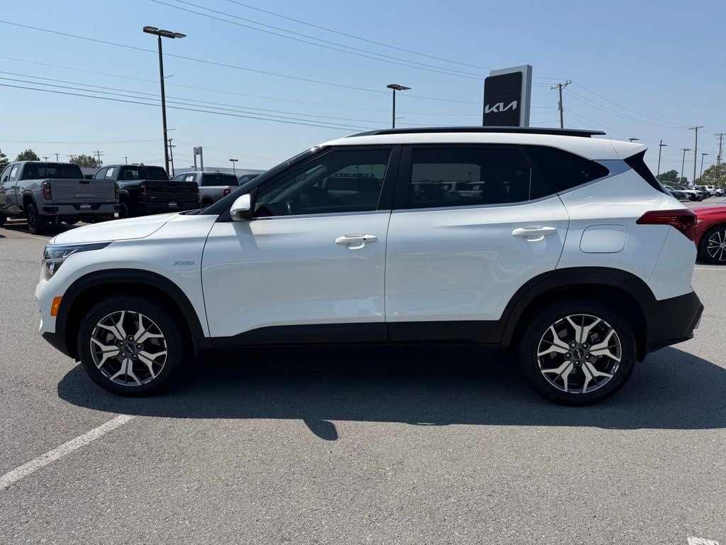 2023 Kia Seltos EX