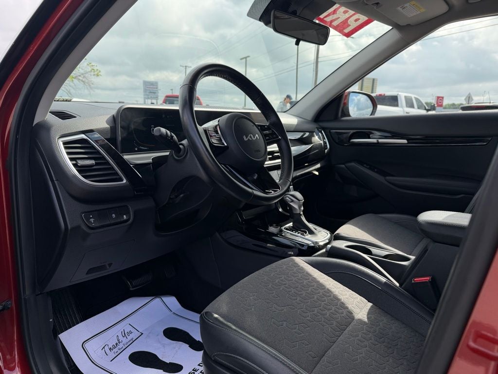 2025 Kia Seltos S