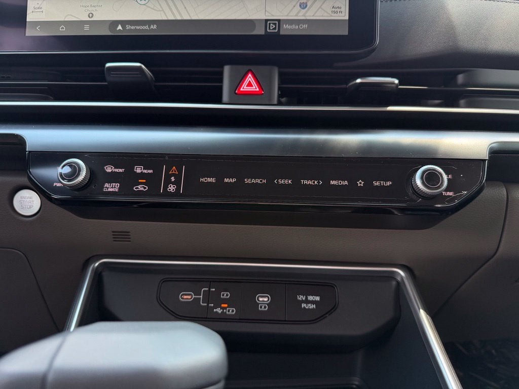 2027 Kia Carnival LX