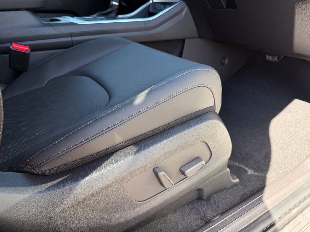 2027 Kia Carnival EX