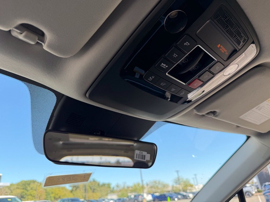 2027 Kia Carnival SX