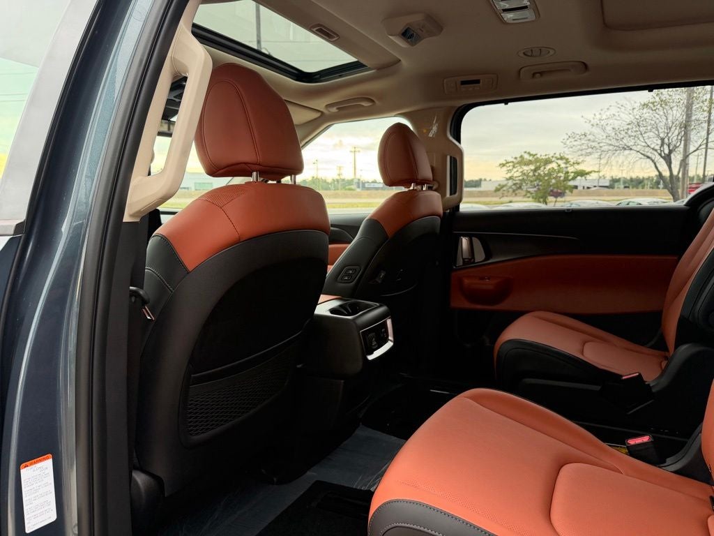 2027 Kia Carnival SX