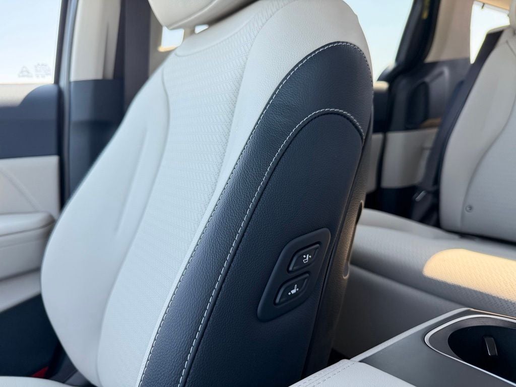 2027 Kia Carnival SX Prestige