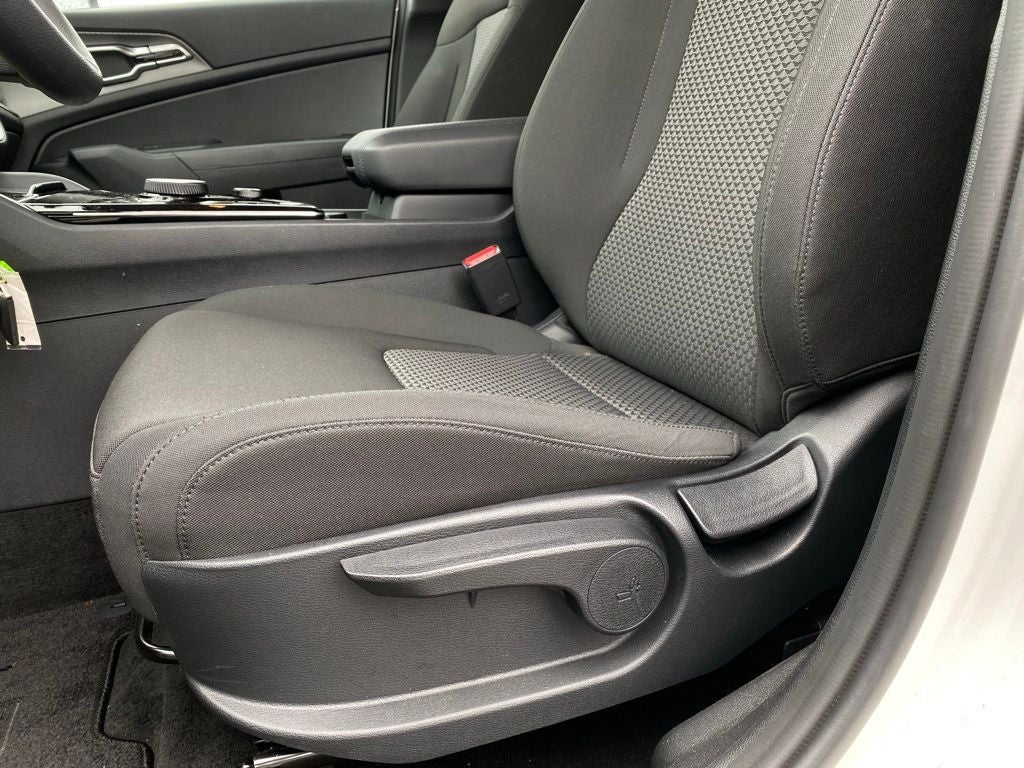 2025 Kia Sportage Hybrid LX