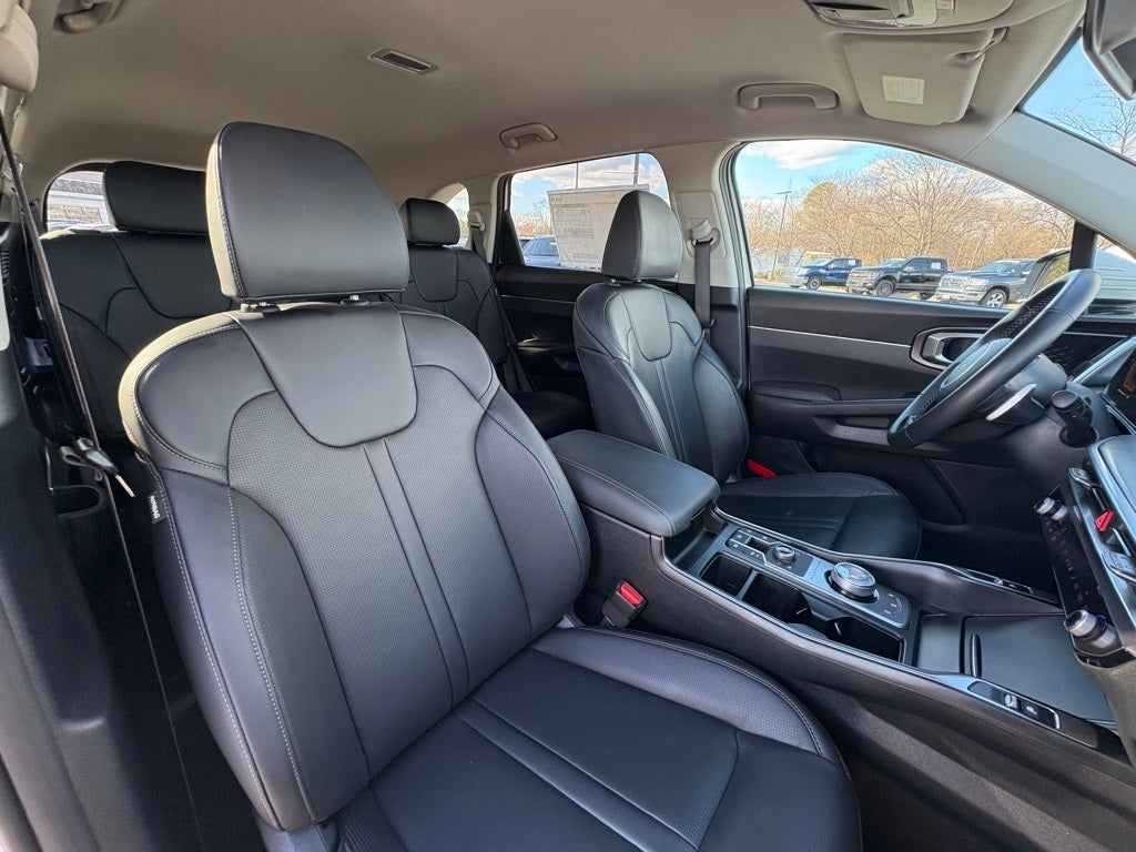 2025 Kia Sorento Hybrid EX