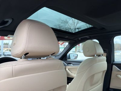2022 BMW 5 Series 540i xDrive *Live Cockpit Pro/ Convenience Pkg