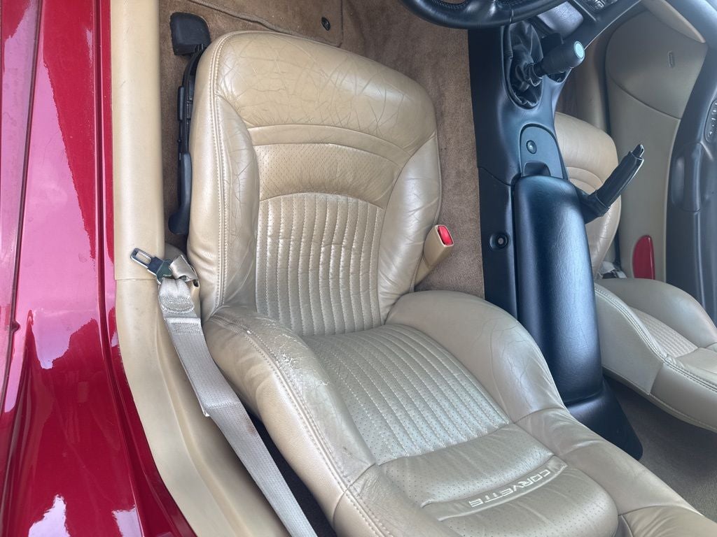 1998 Chevrolet Corvette Base CLEAN CARFAX!! 51K MILES, 6-SPEED