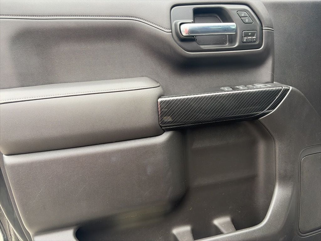 2019 Chevrolet Silverado 1500 LTZ LIFTED, CLEAN 1 OWNER CARFAX