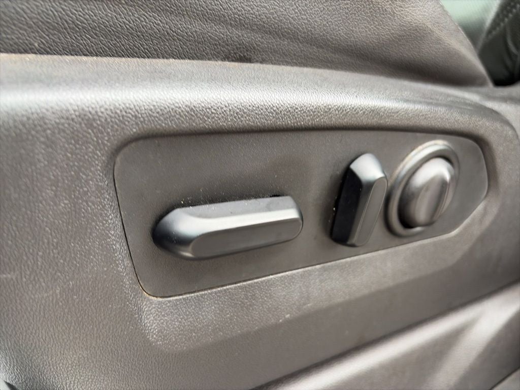 2019 Chevrolet Silverado 1500 LTZ LIFTED, CLEAN 1 OWNER CARFAX