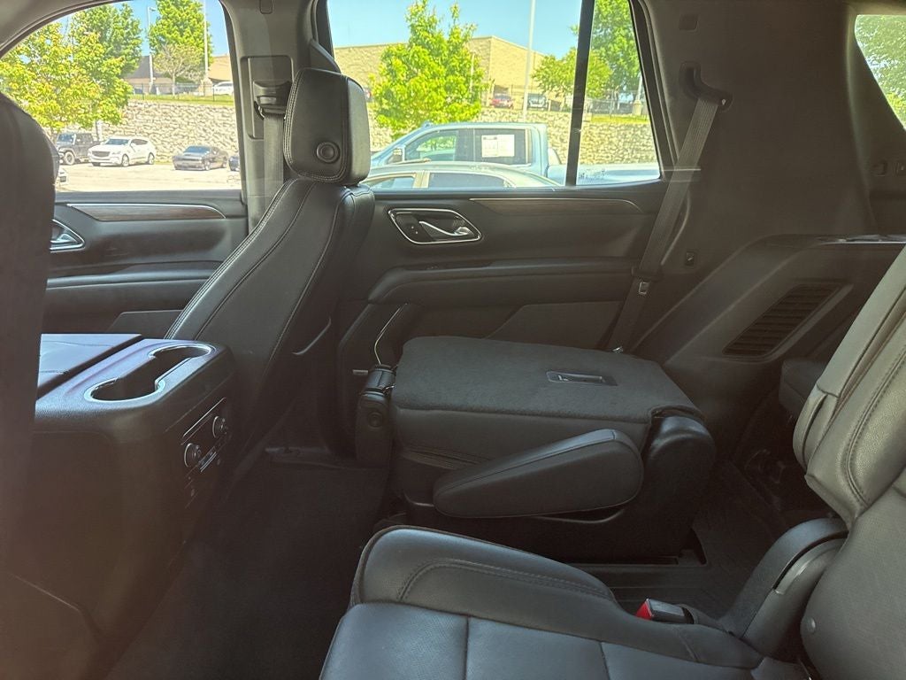 2023 Chevrolet Tahoe High Country PANORAMIC ROOF AND 1OWNER CLEAN CARFAX