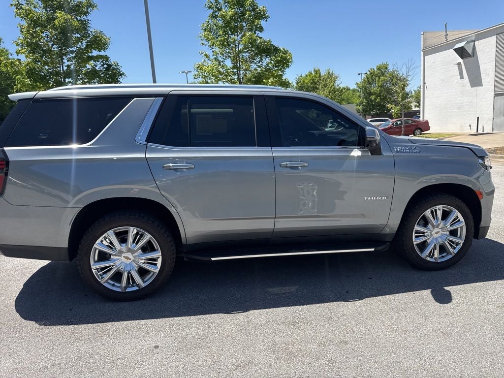 2023 Chevrolet Tahoe High Country PANORAMIC ROOF AND 1OWNER CLEAN CARFAX