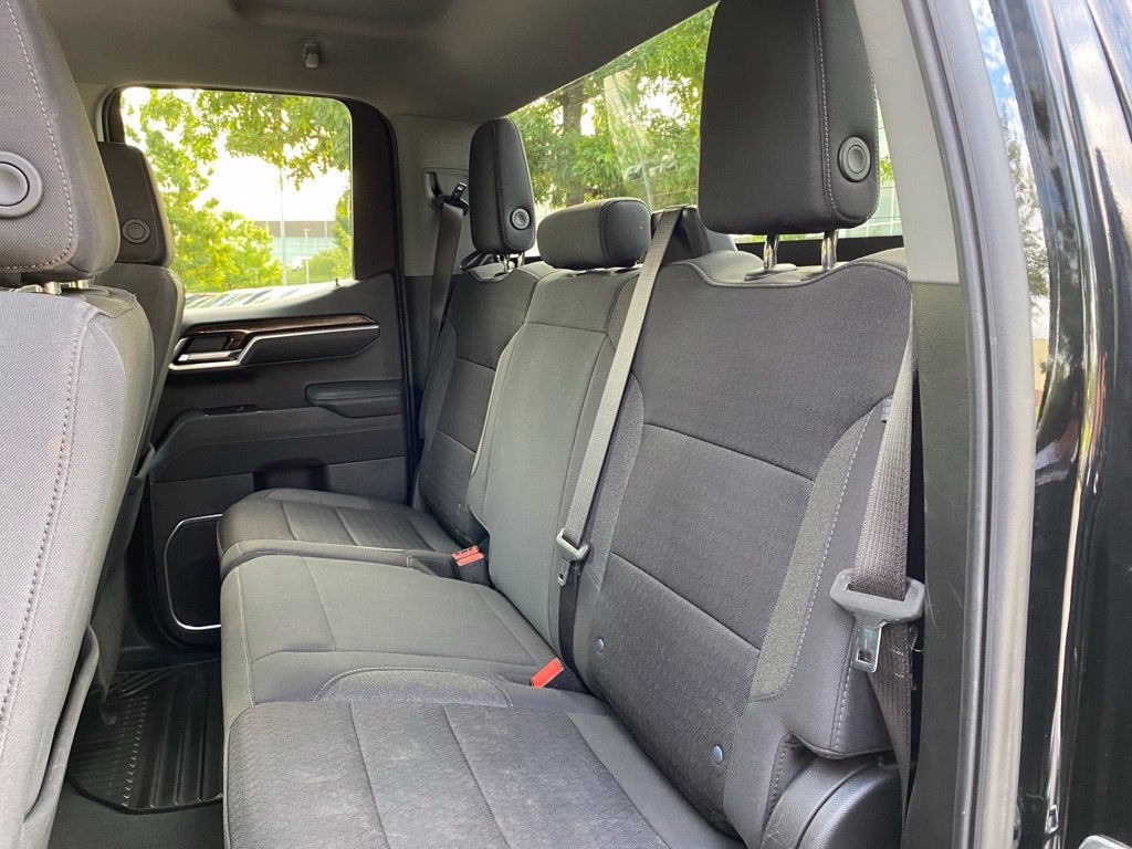 2025 GMC Sierra 1500 SLE