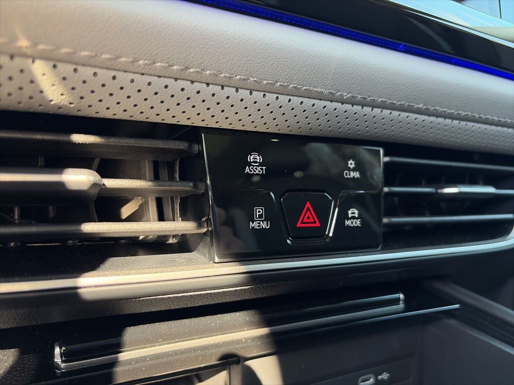 2025 Volkswagen Atlas 2.0T Peak Edition