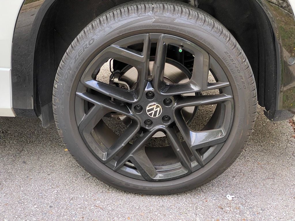 2025 Volkswagen Tiguan 2.0T SE R-Line Black