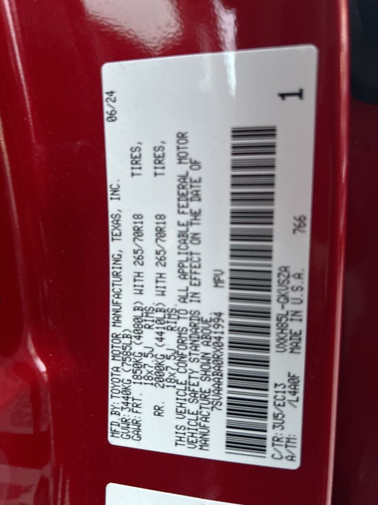 2024 Toyota Sequoia SR5 LEATHER ROOF 4x4 8 Passenger, 1 OWNER CLEAN CARFAX