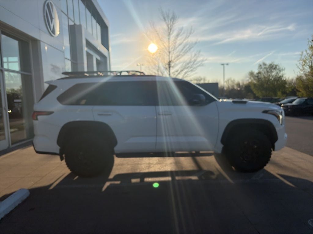 2024 Toyota Sequoia TRD Pro LOCAL VEHICLE, CLEEAN 1-OWNER CARFAX!!!!