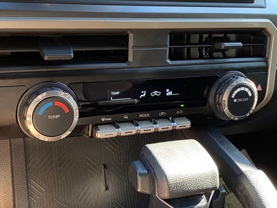2021 Land Rover Defender 110 SE