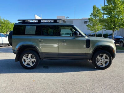 2021 Land Rover Defender 110 SE